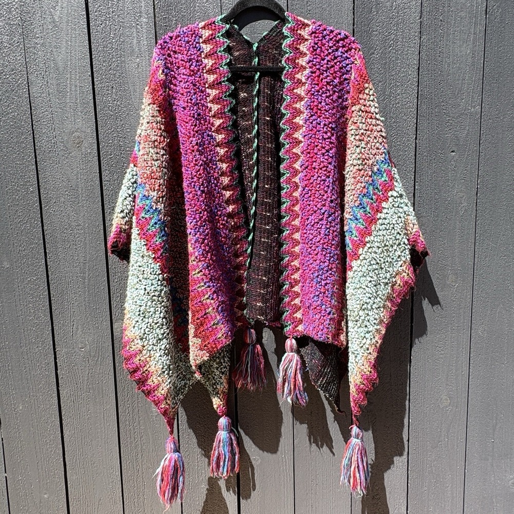 Boho Chunky Boucle Knit Open Front Poncho Wrap Shawl OS Tassel Oversize Artisan